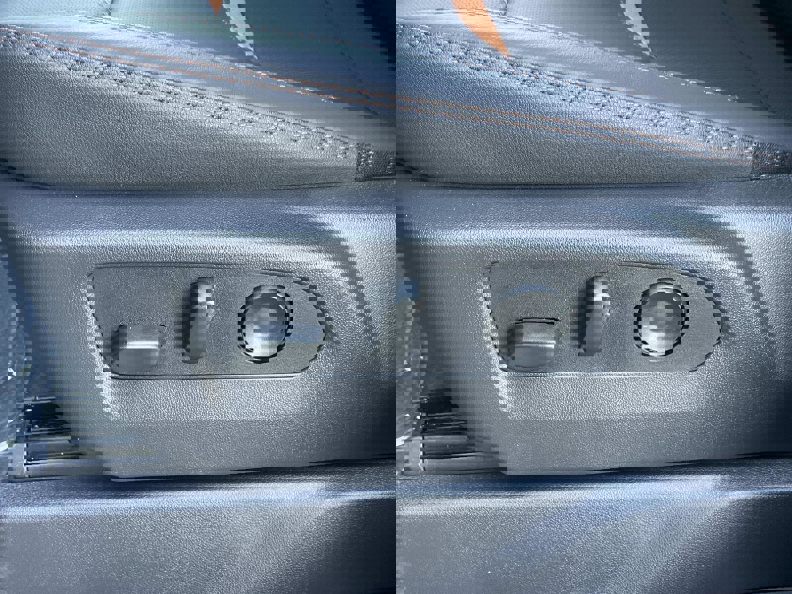 New 2026 GMC Sierra 2500 AT4 w/ AT4 Premium Plus Package image 19