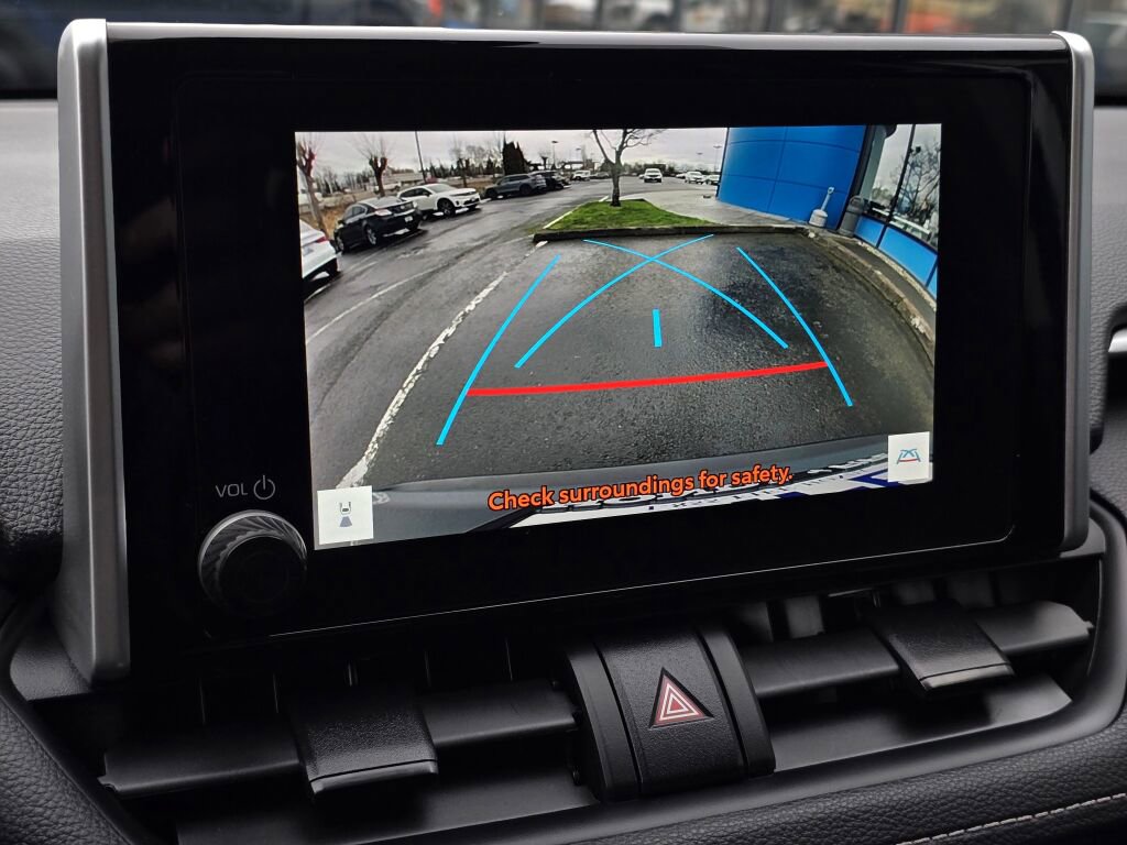 Used 2024 Toyota RAV4 LE image 29