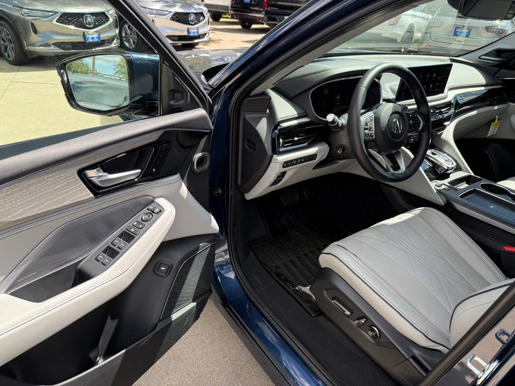 Used 2026 Acura MDX w/ Advance Package AWD/4WD image 11
