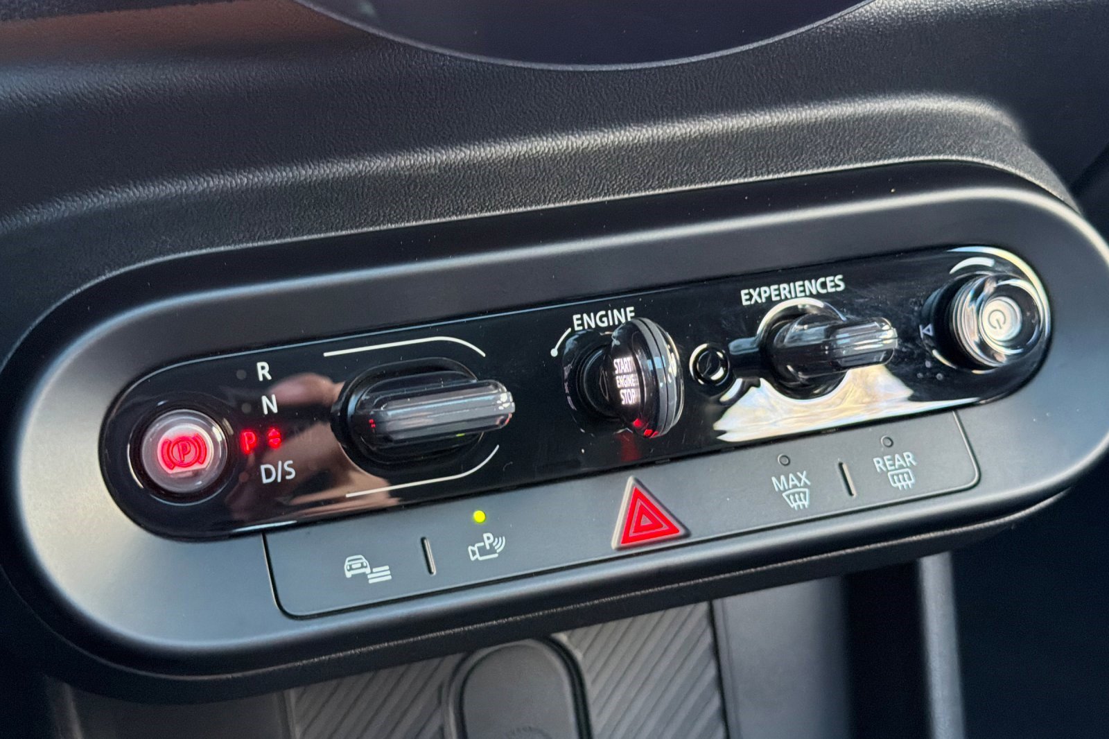 Used 2025 MINI Cooper S image 27