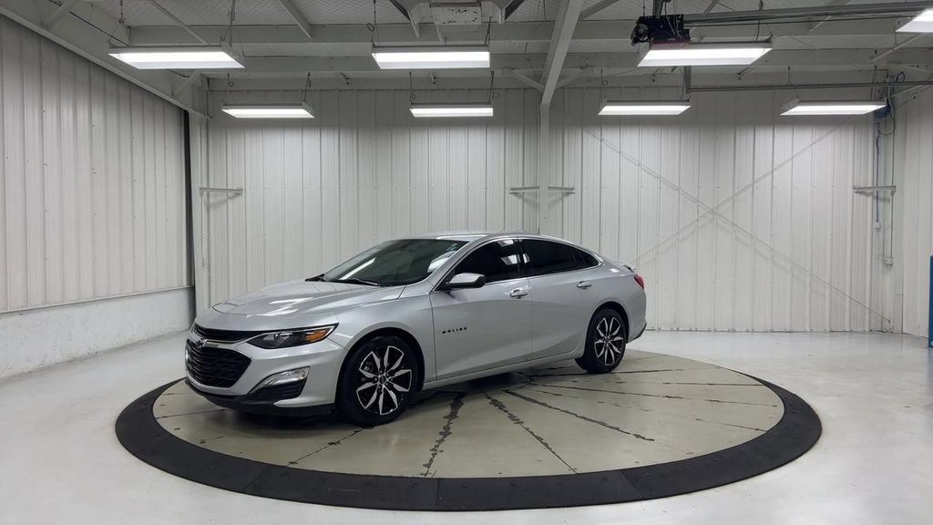 Used 2021 Chevrolet Malibu RS FWD image 4