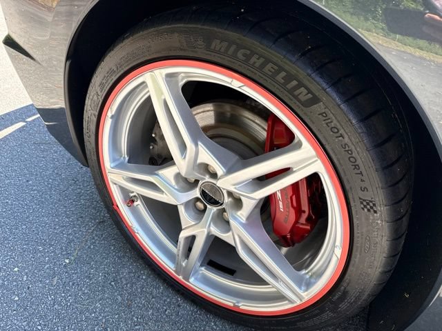 Used 2021 Chevrolet Corvette Stingray Coupe w/ Z51 Performance Package RWD image 25
