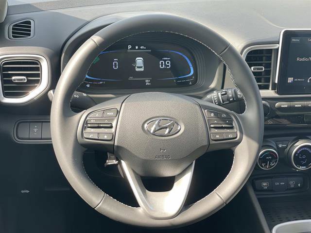 New 2026 Hyundai Venue SEL FWD image 7