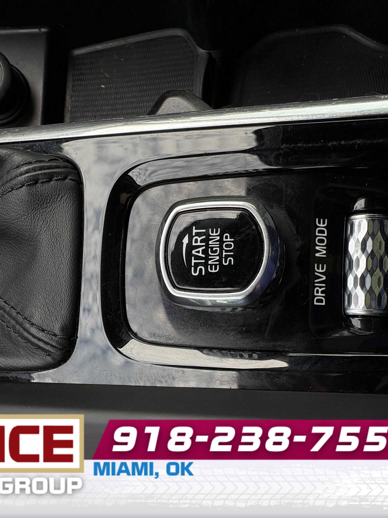 Used 2018 Volvo XC60 T6 Inscription w/ Advanced Package image 27