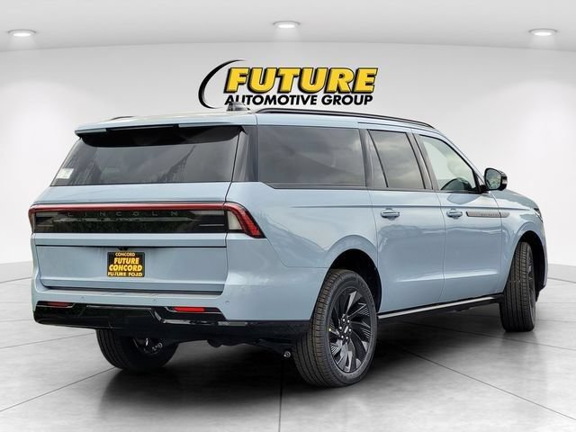 New 2026 Lincoln Navigator L Reserve w/ Jet Appearance Package AWD/4WD image 6