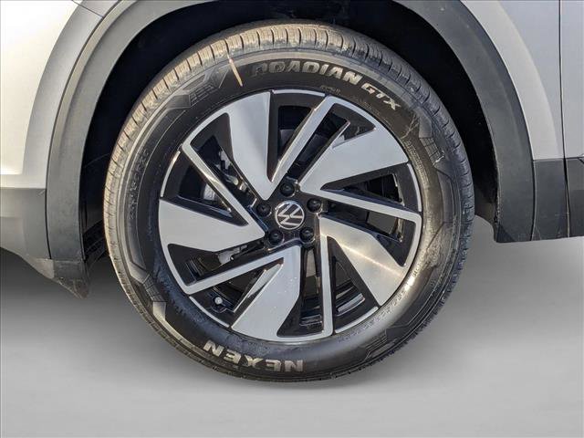 New 2026 Volkswagen Atlas SE image 11