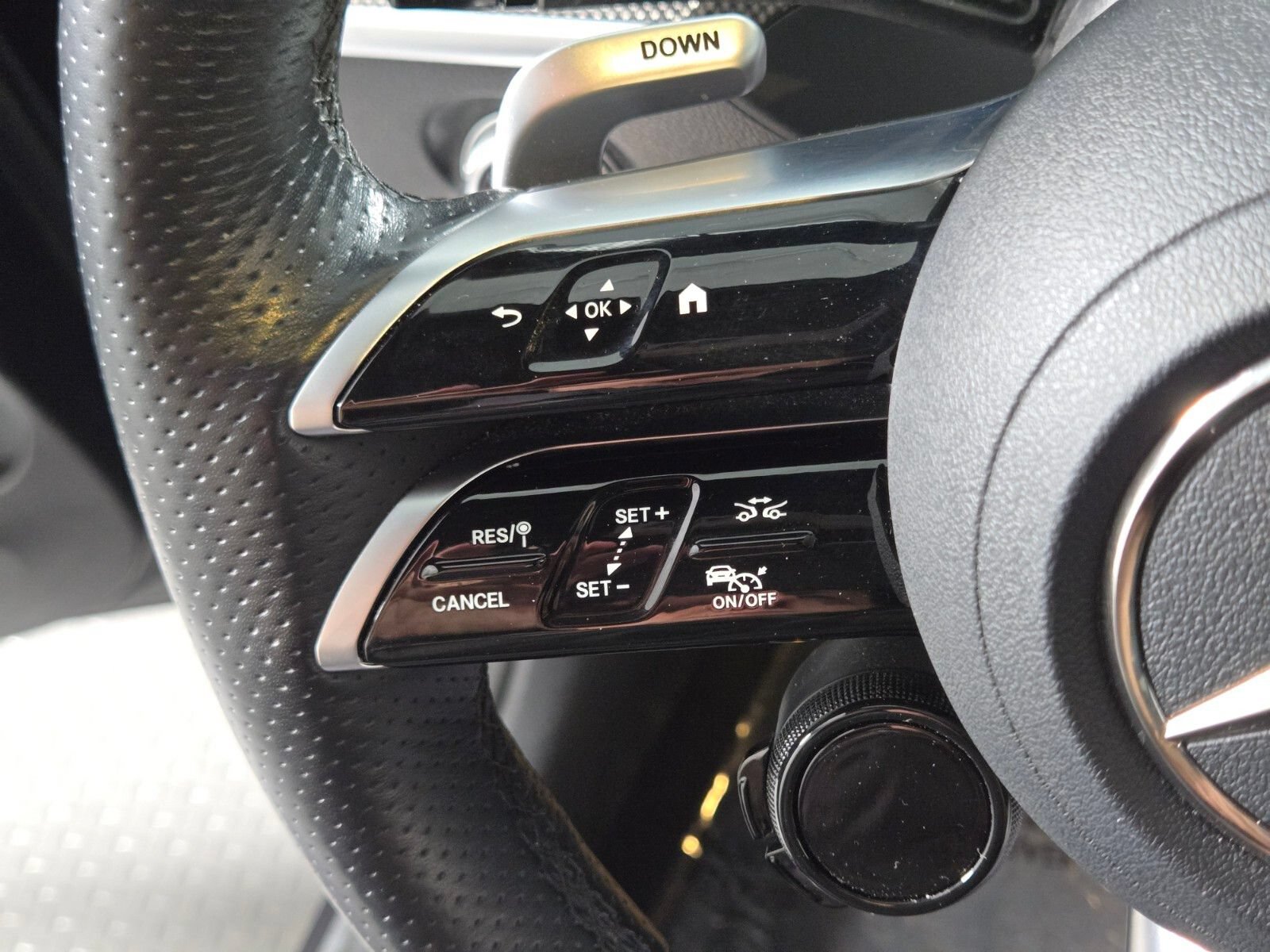 Used 2024 Mercedes-Benz C 63 AMG S image 25