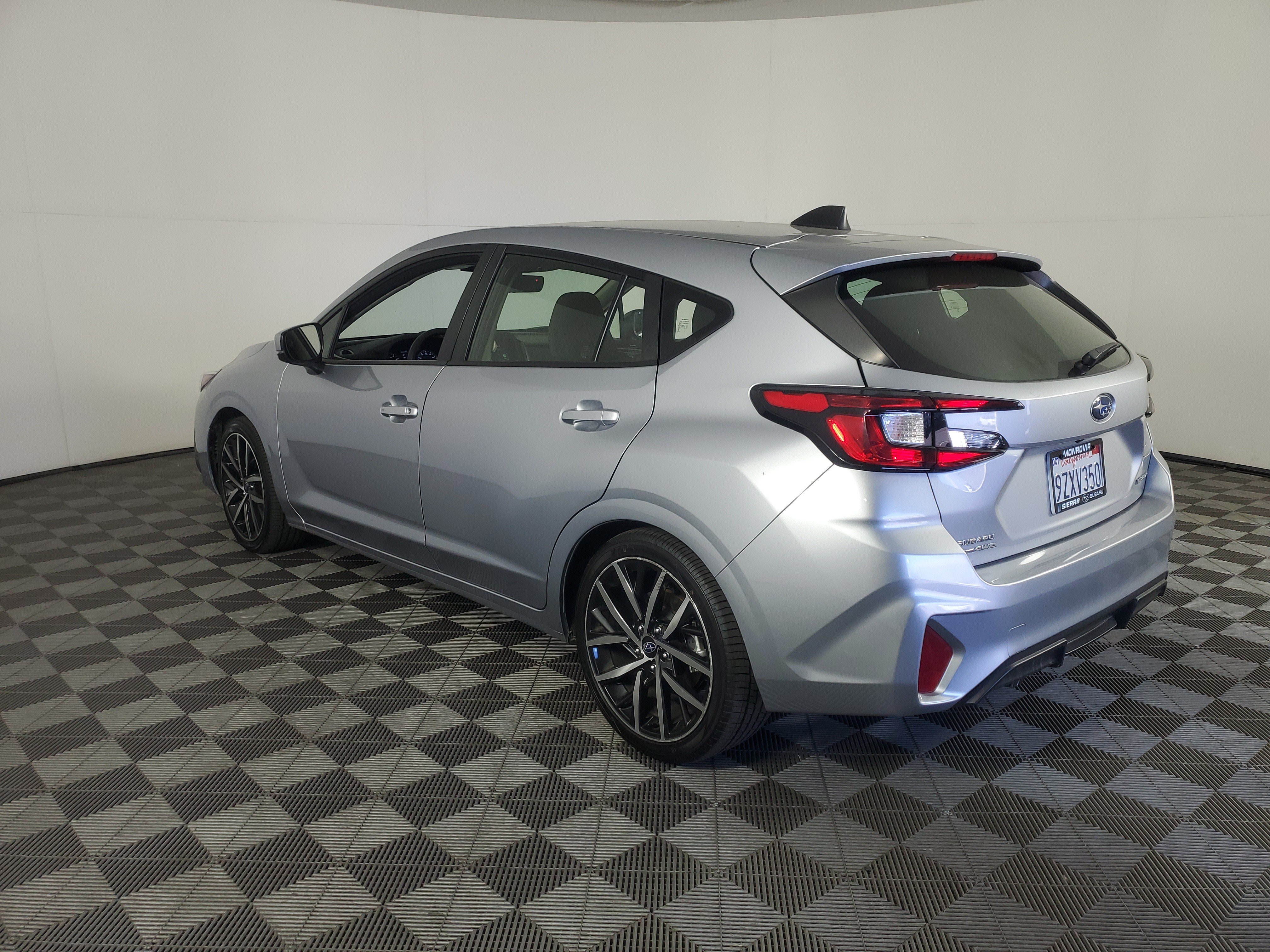 Used 2024 Subaru Impreza 2.0i Sport AWD/4WD image 6