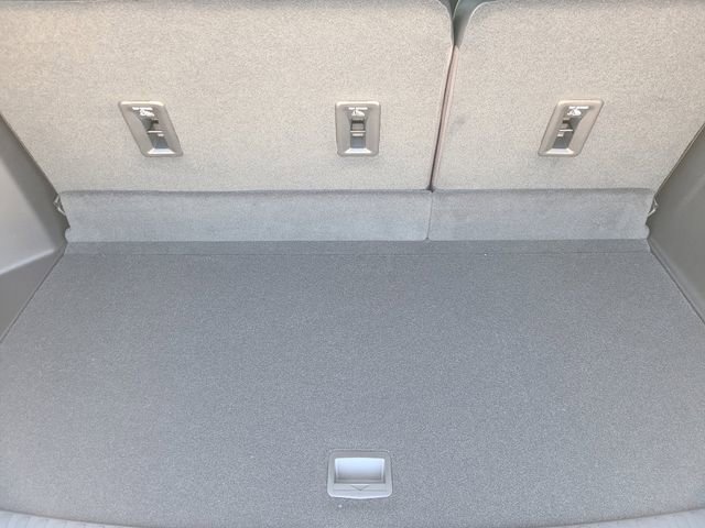 New 2026 Chevrolet Traverse RS image 7