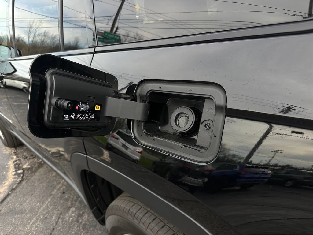 Used 2024 Jeep Grand Cherokee L Laredo AWD/4WD image 43