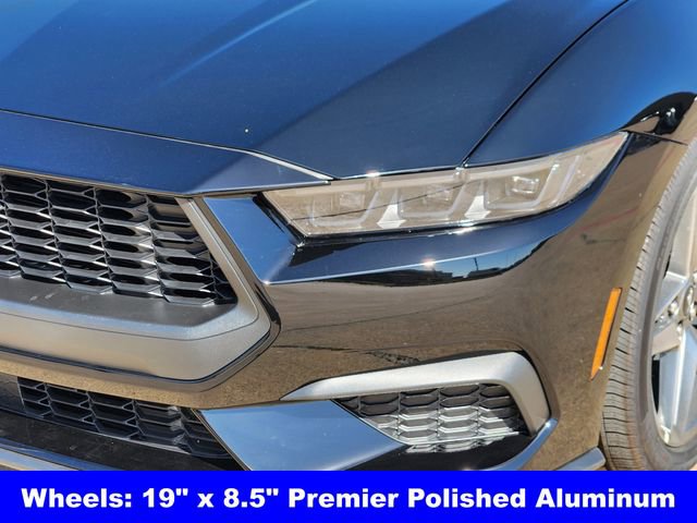 New 2025 Ford Mustang Coupe image 9