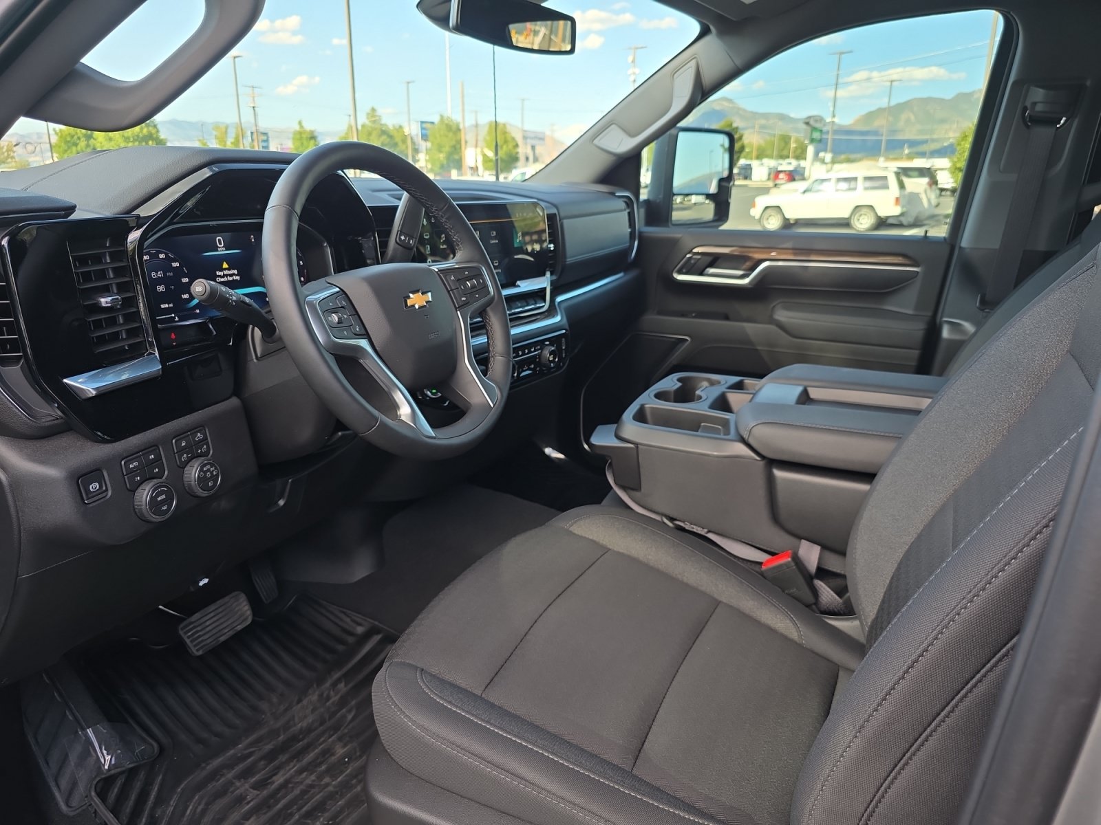 Used 2026 Chevrolet Silverado 3500 LT w/ Safety Package AWD/4WD image 10