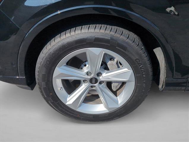 Used 2024 Audi Q7 Premium Plus image 24