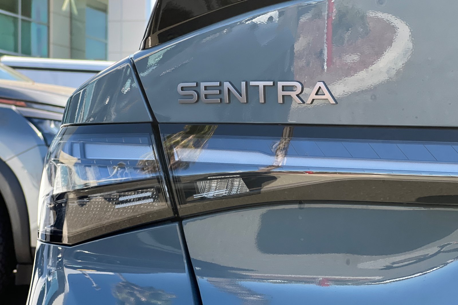 New 2027 Nissan Sentra SR w/ Floor Mat Package FWD image 22