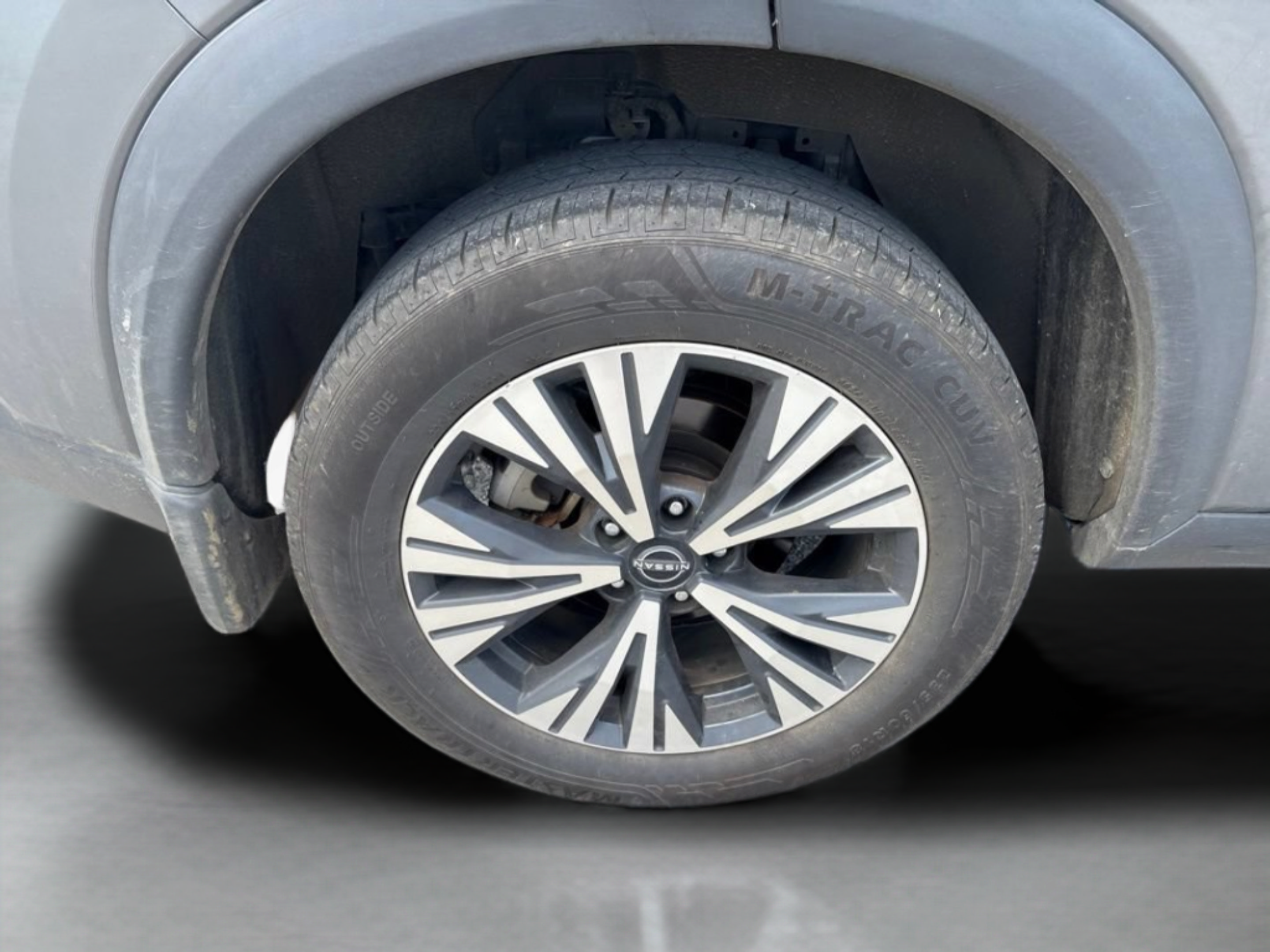 Used 2023 Nissan Rogue SV w/ SV Premium B Package FWD image 34