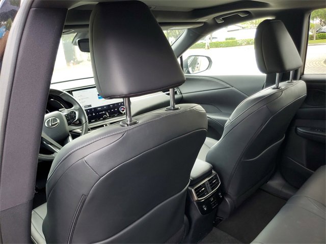 Used 2023 Lexus RX 350h image 12
