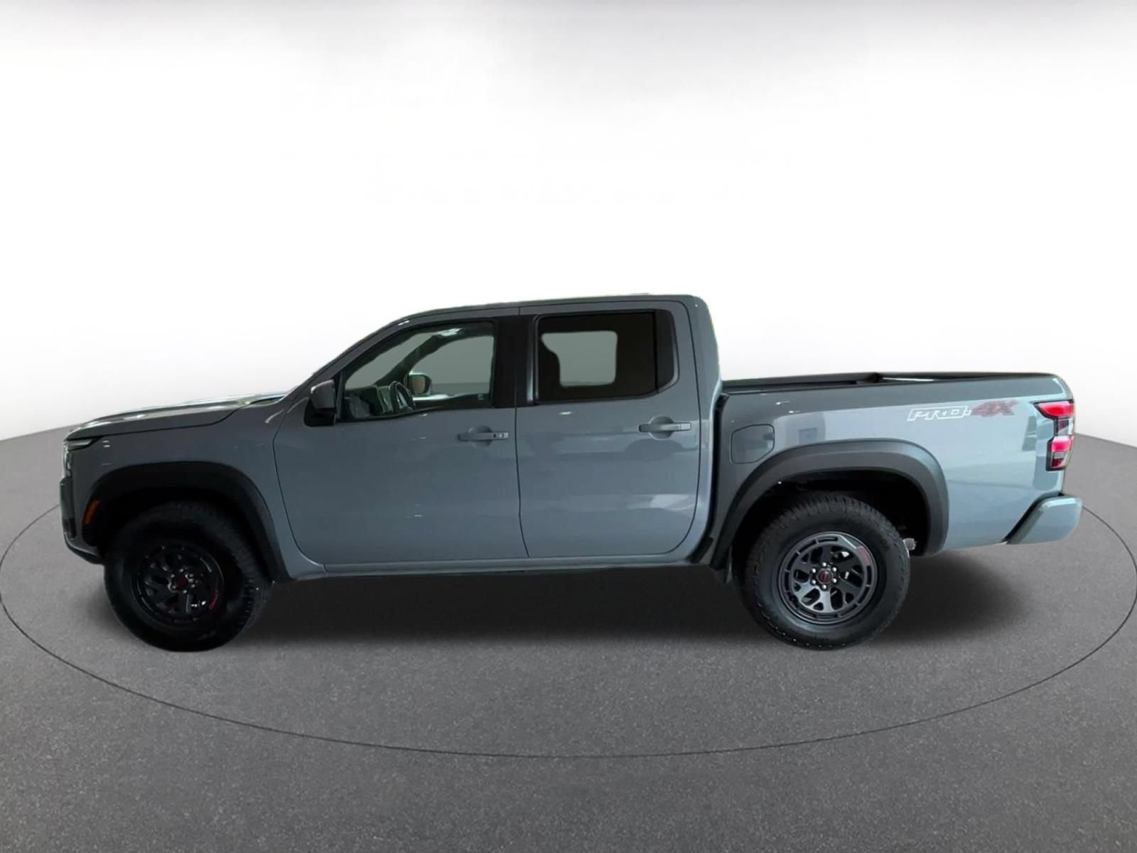 Used 2026 Nissan Frontier PRO-4X AWD/4WD image 8