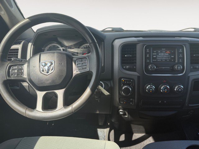Used 2018 RAM 1500 Express w/ Express Value Package AWD/4WD image 4