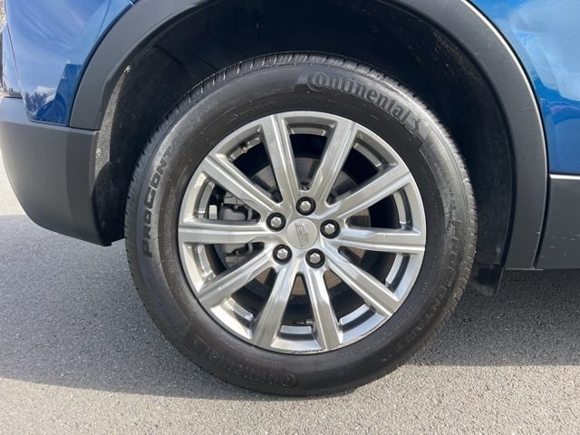 Used 2019 Cadillac XT4 Premium Luxury w/ Cold Weather Package FWD image 6