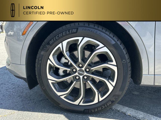 Certified 2025 Lincoln Nautilus Reserve AWD/4WD image 29