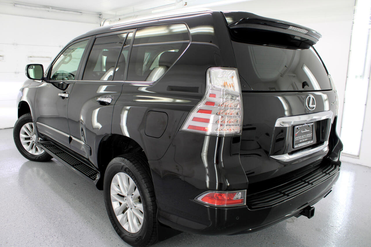 Used 2016 Lexus GX 460 w/ Premium Package image 31