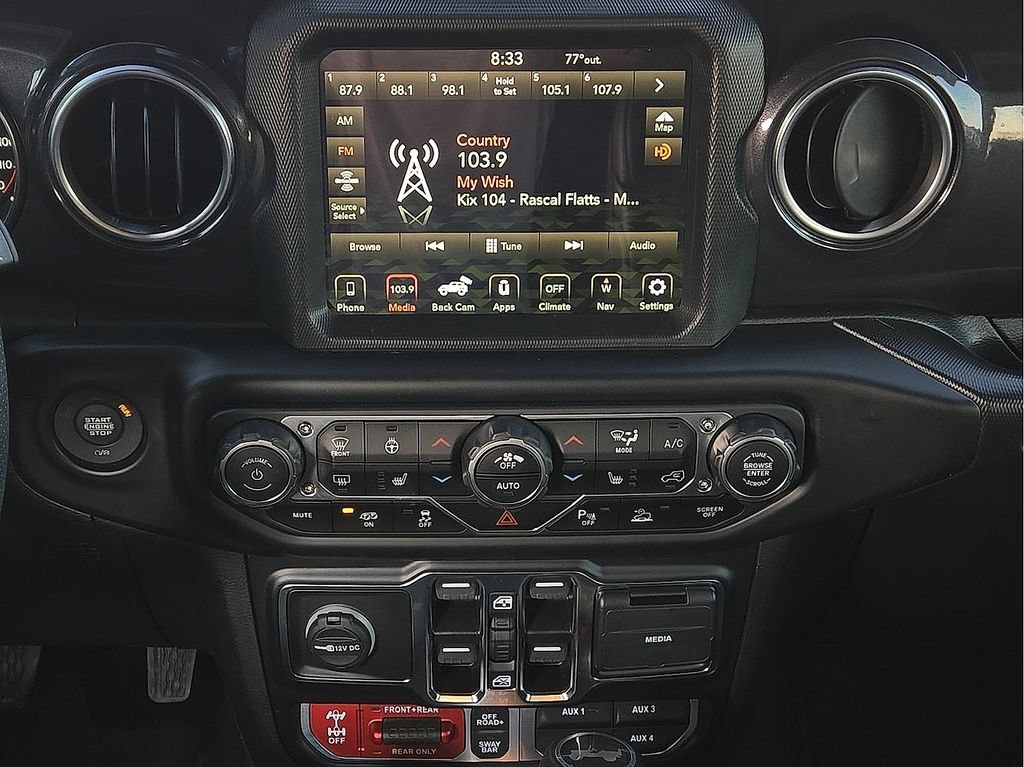 Used 2022 Jeep Wrangler Unlimited Rubicon AWD/4WD image 12