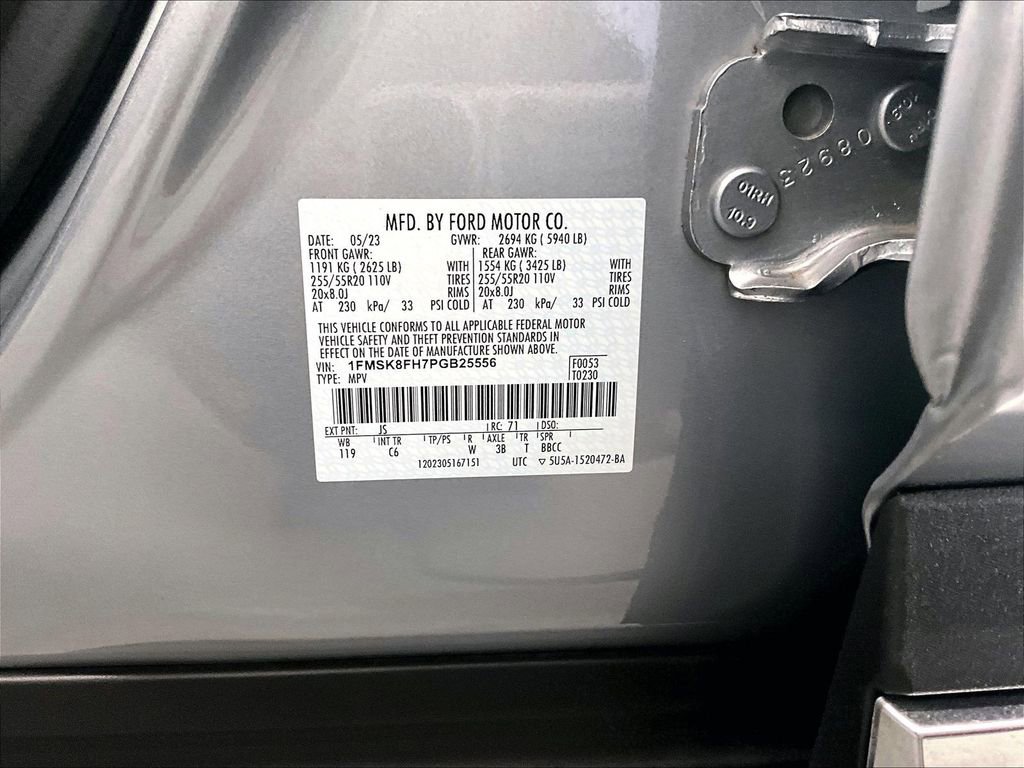 Used 2023 Ford Explorer Limited image 35