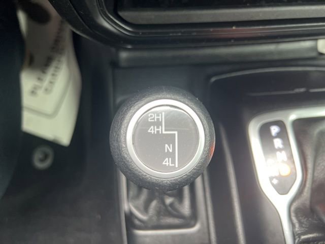 Used 2019 Jeep Wrangler Sport S image 13