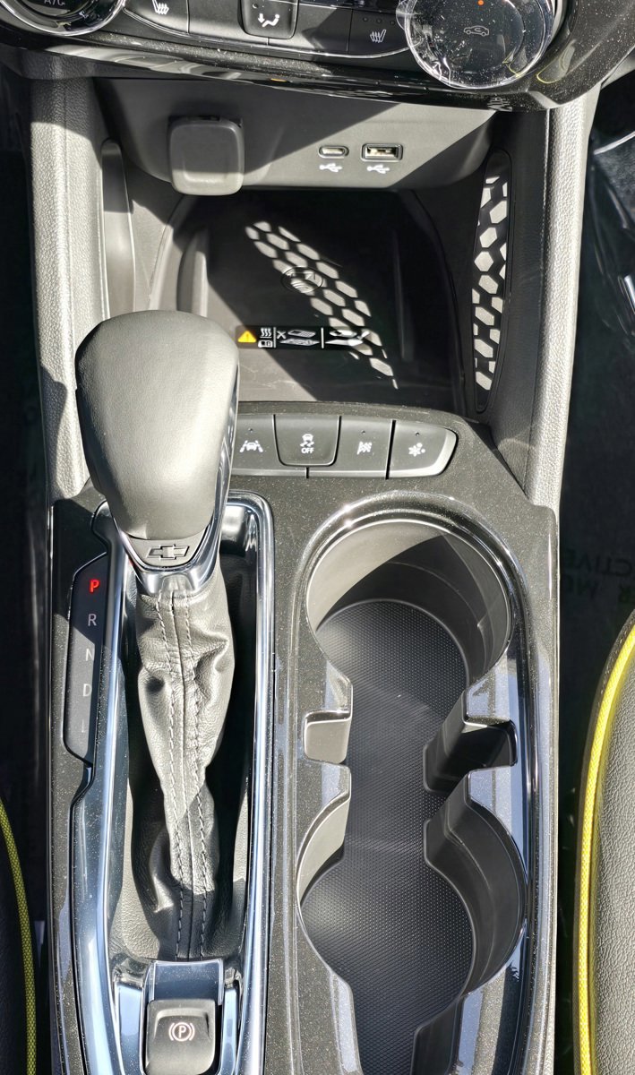 Used 2025 Chevrolet TrailBlazer ACTIV w/ Convenience Package FWD image 33