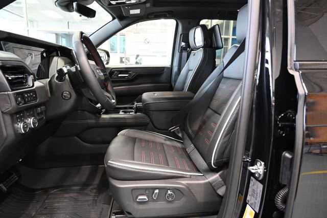New 2026 GMC Yukon AT4 Ultimate w/ LPO, Floor Liner Package image 12