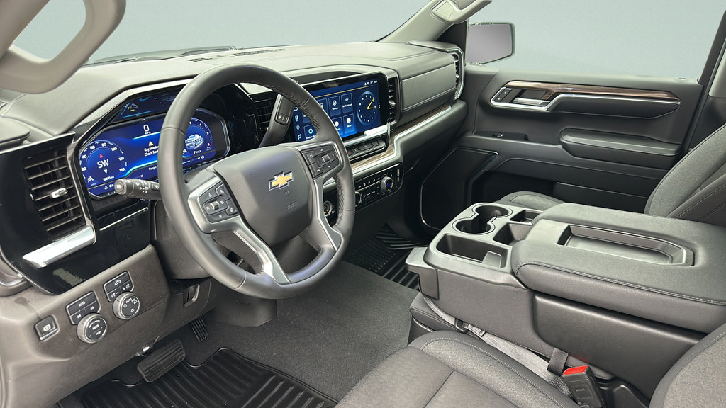 Used 2024 Chevrolet Silverado 1500 LT AWD/4WD image 15