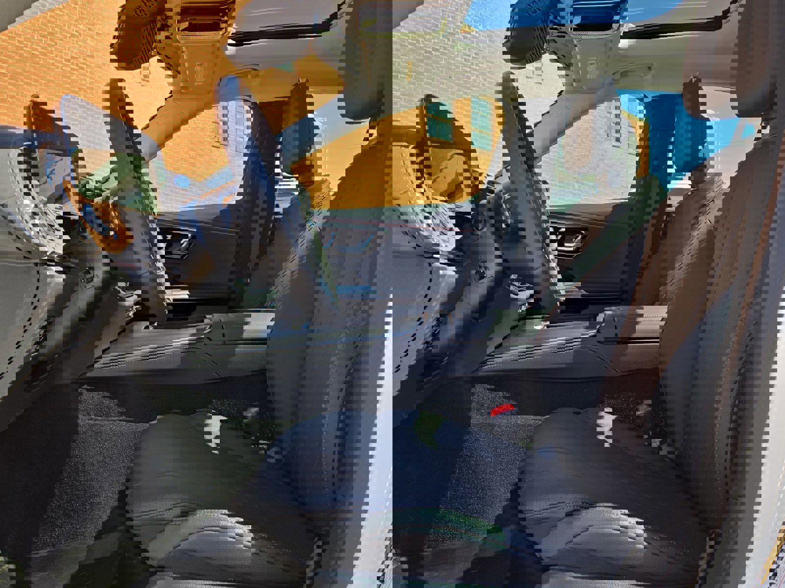 New 2025 Mercedes-Benz E 350 4MATIC Sedan image 16