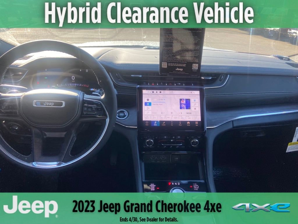 New 2023 Jeep Grand Cherokee Overland image 18