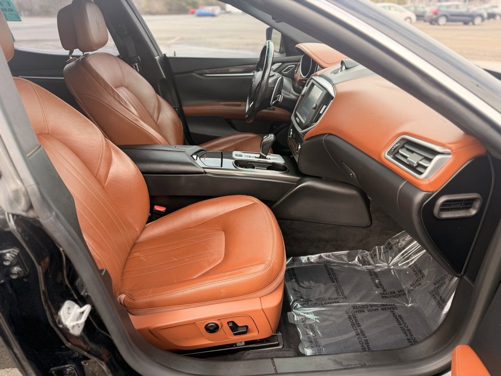 Used 2016 Maserati Ghibli image 10