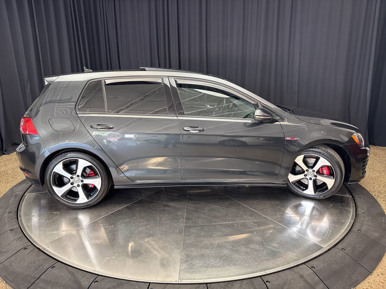 Used 2017 Volkswagen GTI Autobahn FWD image 10