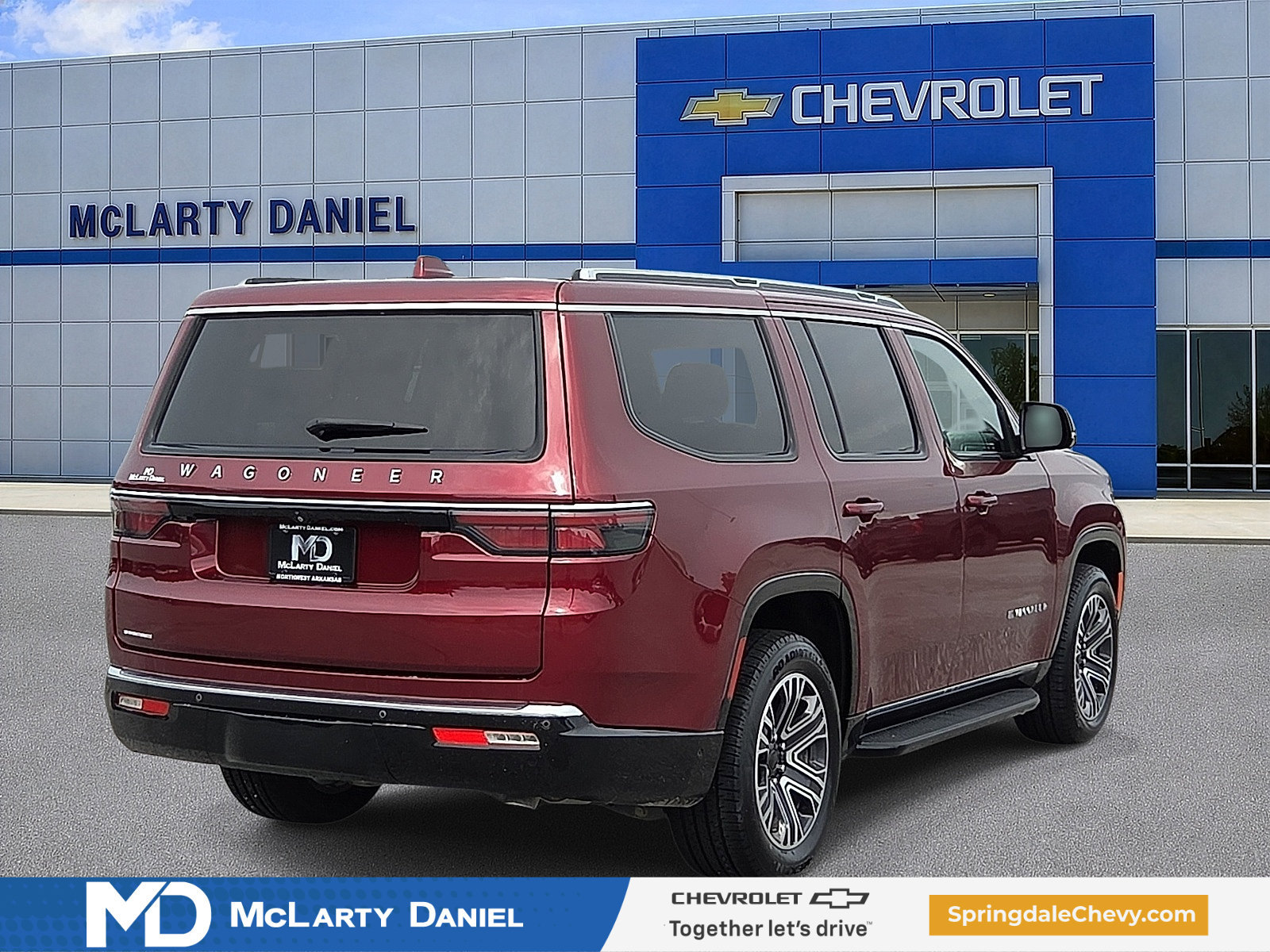 Used 2023 Jeep Wagoneer 4WD w/ Premium Group I image 5