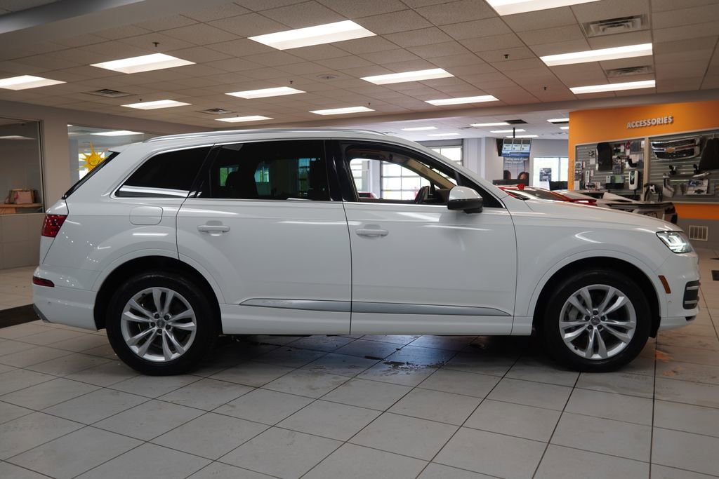 Used 2019 Audi Q7 3.0T Premium Plus w/ Premium Plus Package AWD/4WD image 14