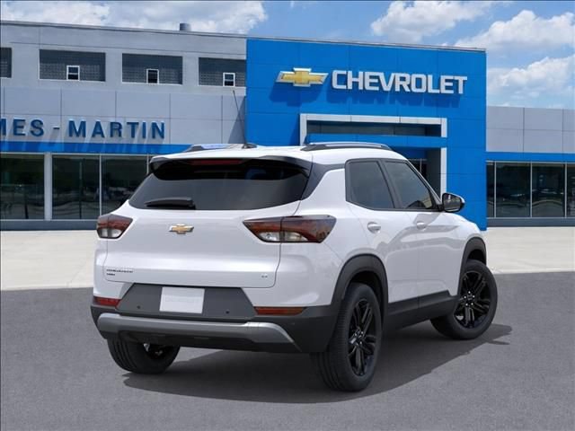New 2026 Chevrolet TrailBlazer LT w/ Midnight Edition AWD/4WD image 4