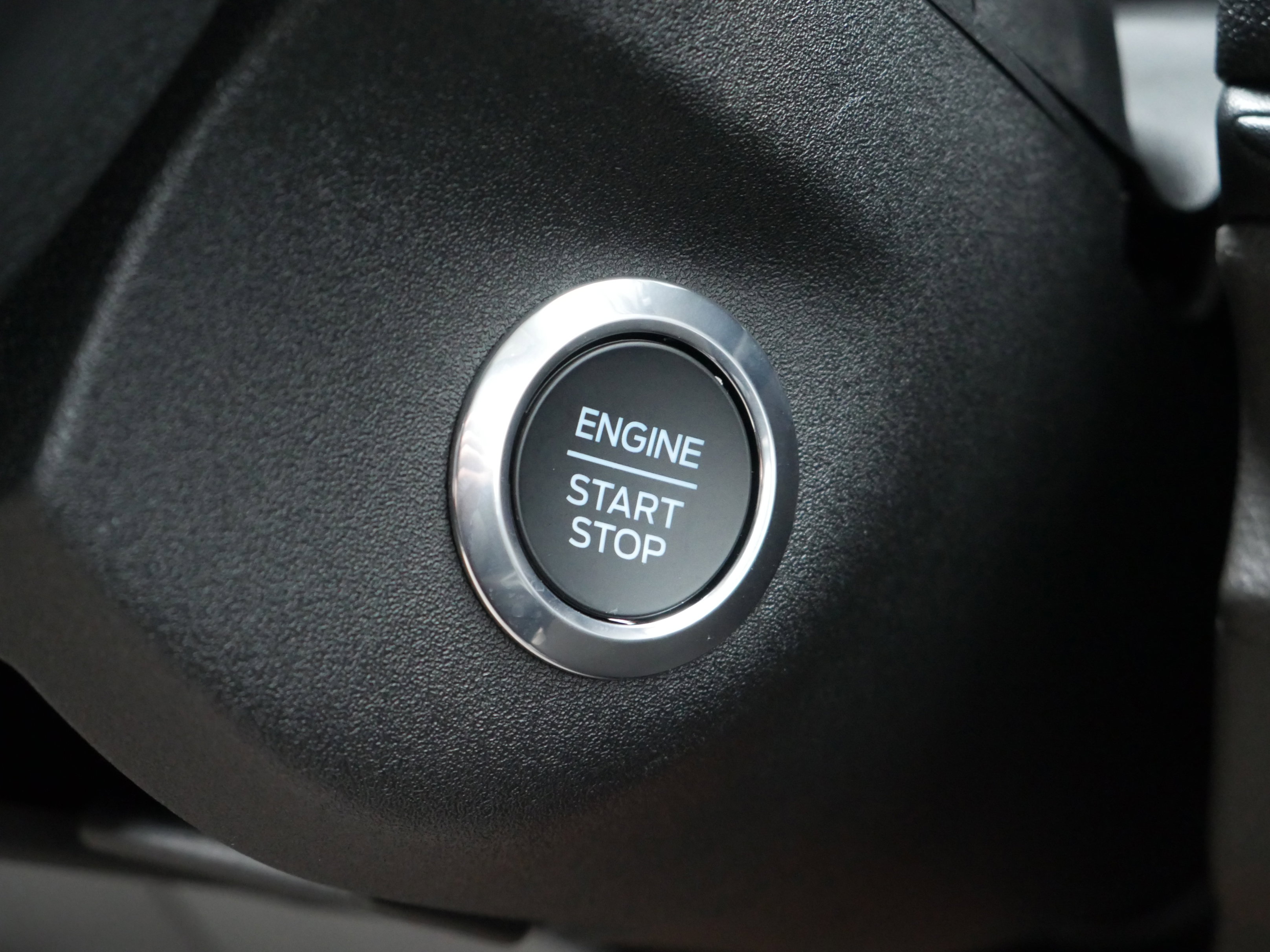 New 2026 Ford Transit 250 148 Medium Roof Extended AWD w/ Load Area Protection Package image 7