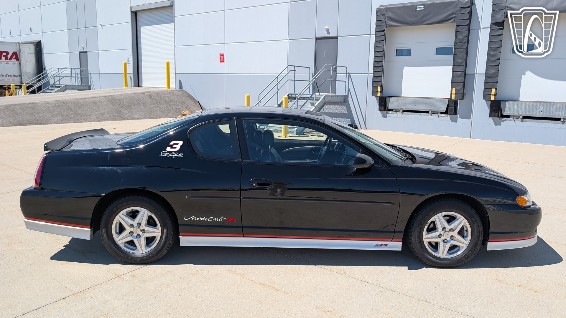 Used 2002 Chevrolet Monte Carlo SS w/ Pace Car Replica Pkg FWD image 17