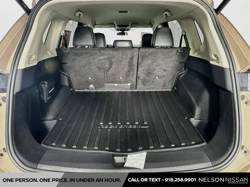 Certified 2025 Nissan Rogue SV AWD/4WD image 25