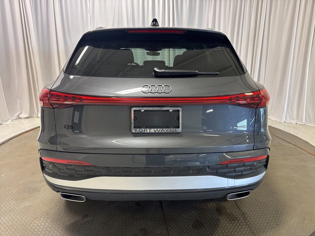 Used 2025 Audi Q5 Premium w/ Convenience Package image 35