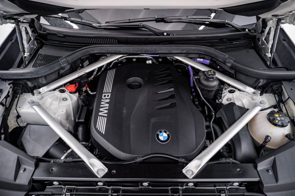 Used 2024 BMW X5 xDrive40i w/ M Sport Package image 28
