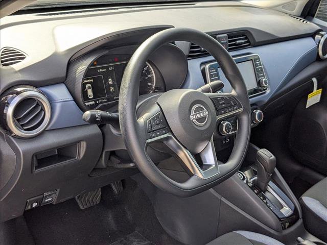 New 2025 Nissan Versa SV w/ Trunk Package FWD image 3