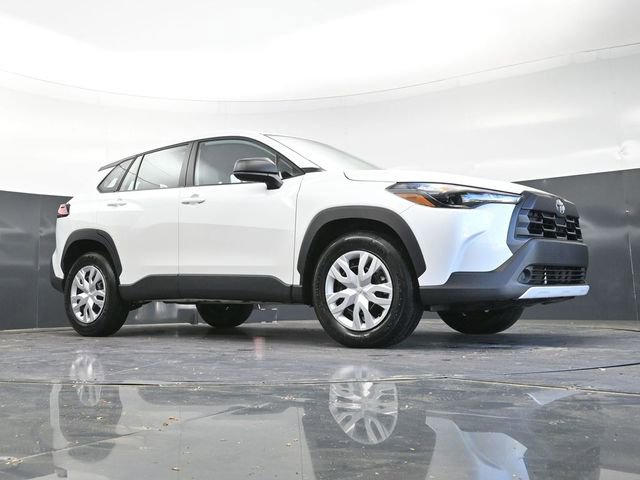 Used 2026 Toyota Corolla Cross L image 34