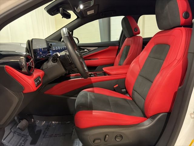 Used 2024 Chevrolet Blazer EV RS AWD/4WD image 11