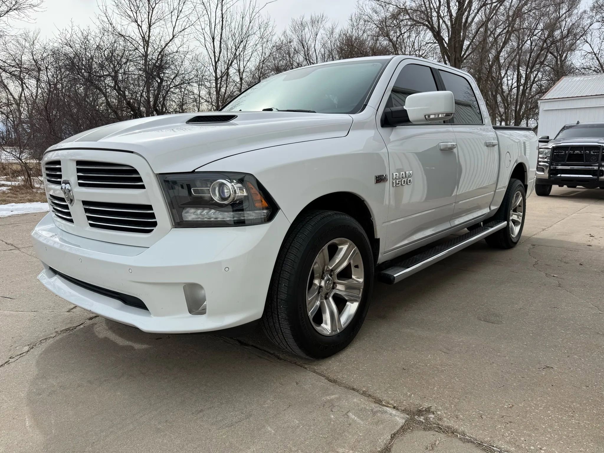 Used 2017 RAM 1500 Sport w/ Convenience Group image 4