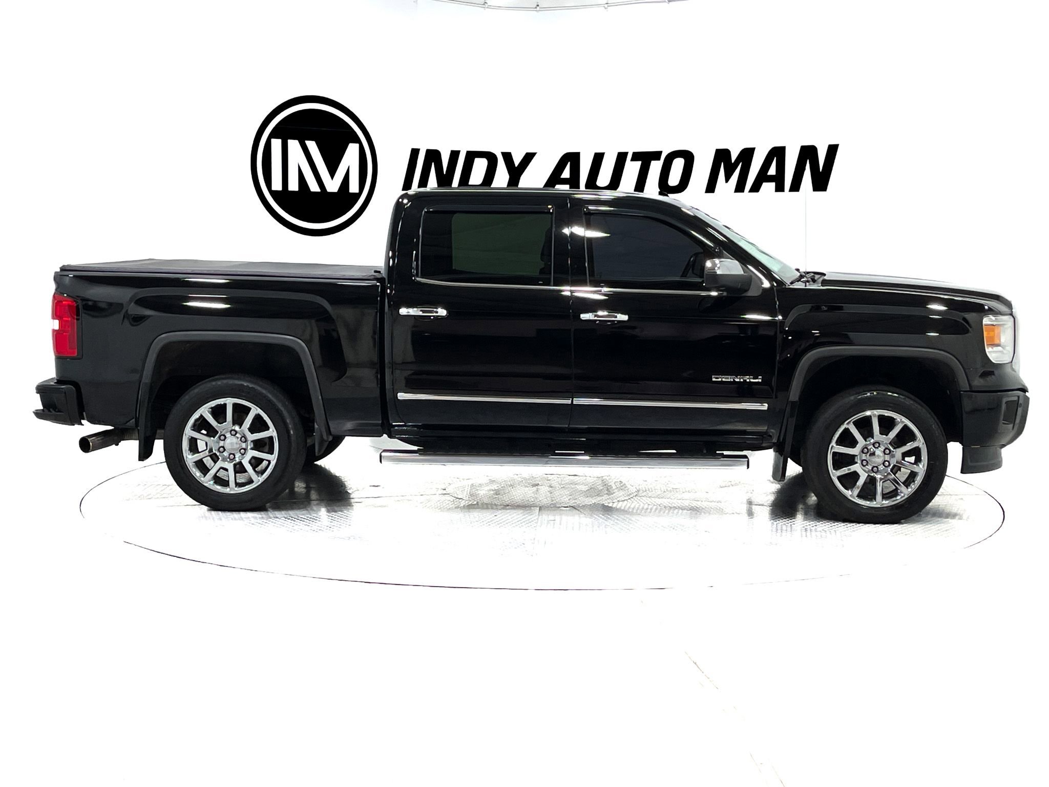 Used 2014 GMC Sierra 1500 Denali w/ Driver Alert Package image 3