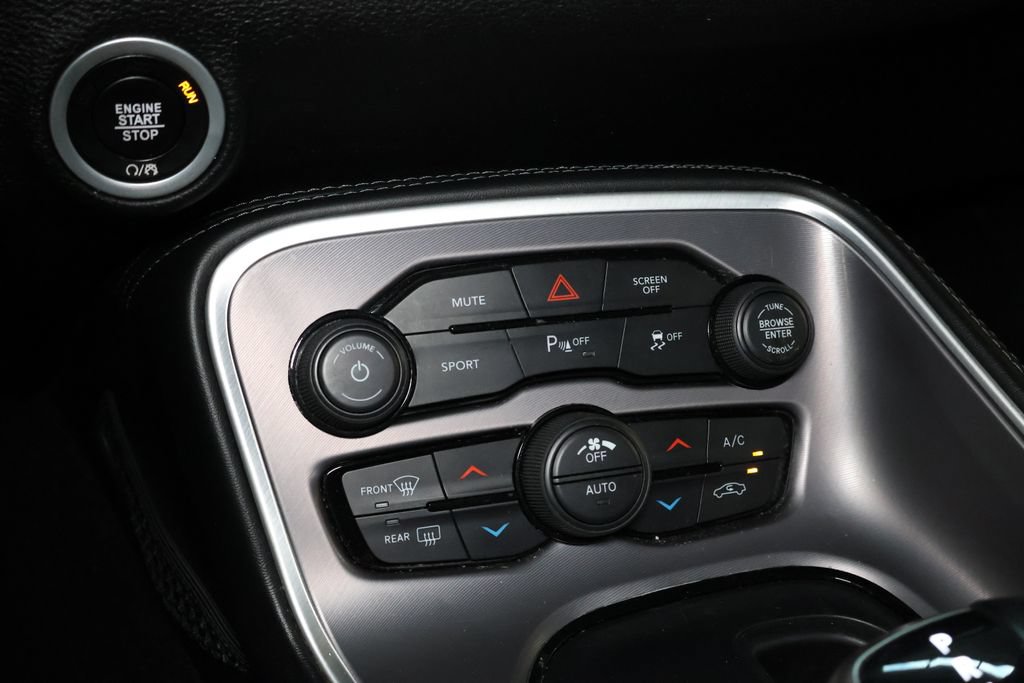Used 2022 Dodge Challenger GT AWD/4WD image 31