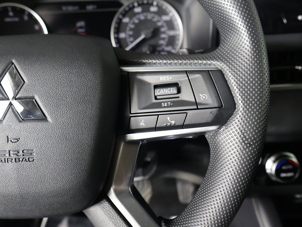 New 2026 Mitsubishi Outlander ES AWD/4WD image 43